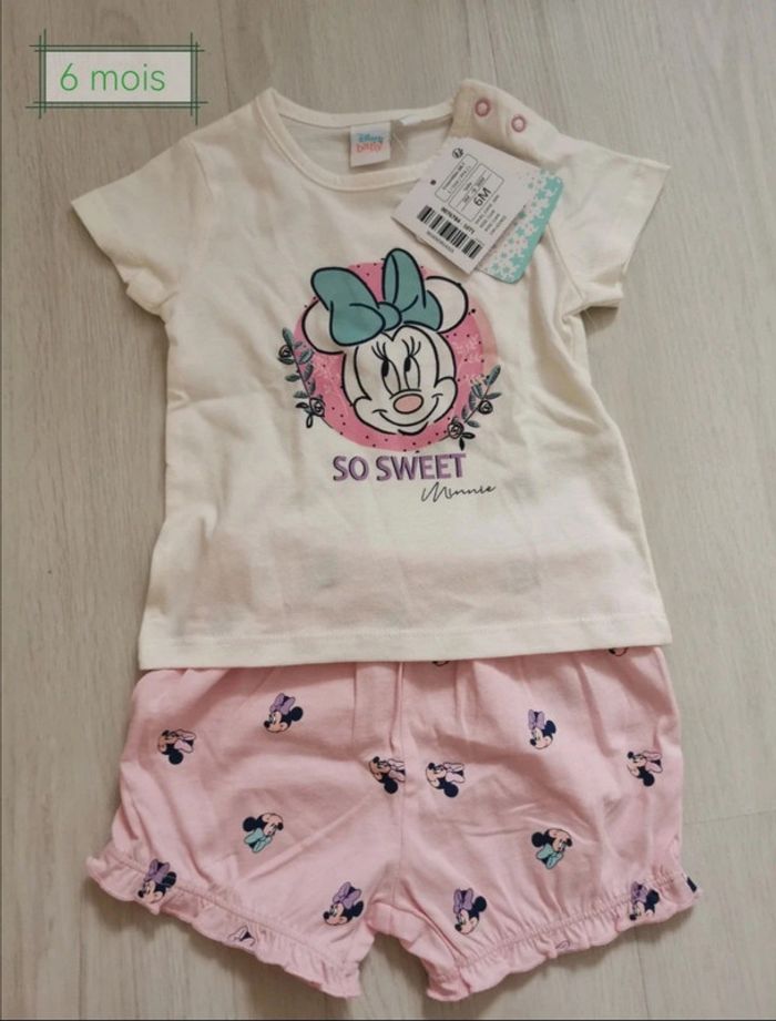 Ensemble t-shirt et short Minnie Disney 6 mois