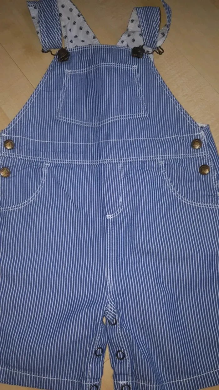 Salopette courte petit bateau