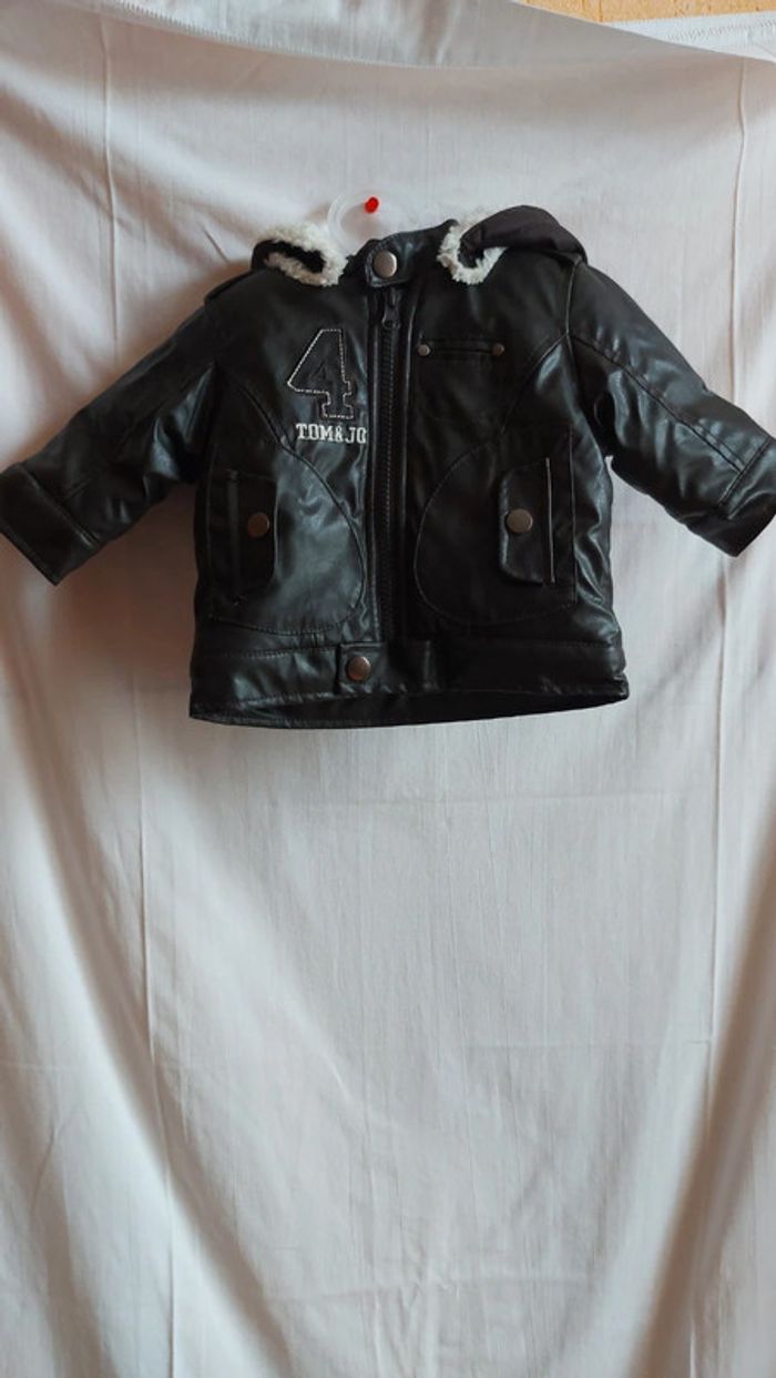 Manteau à capuche garçon taille 3 mois