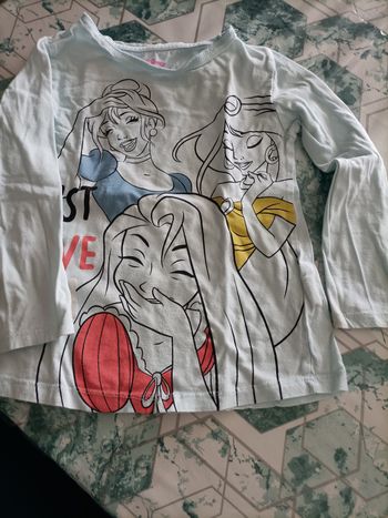 Tee shirt