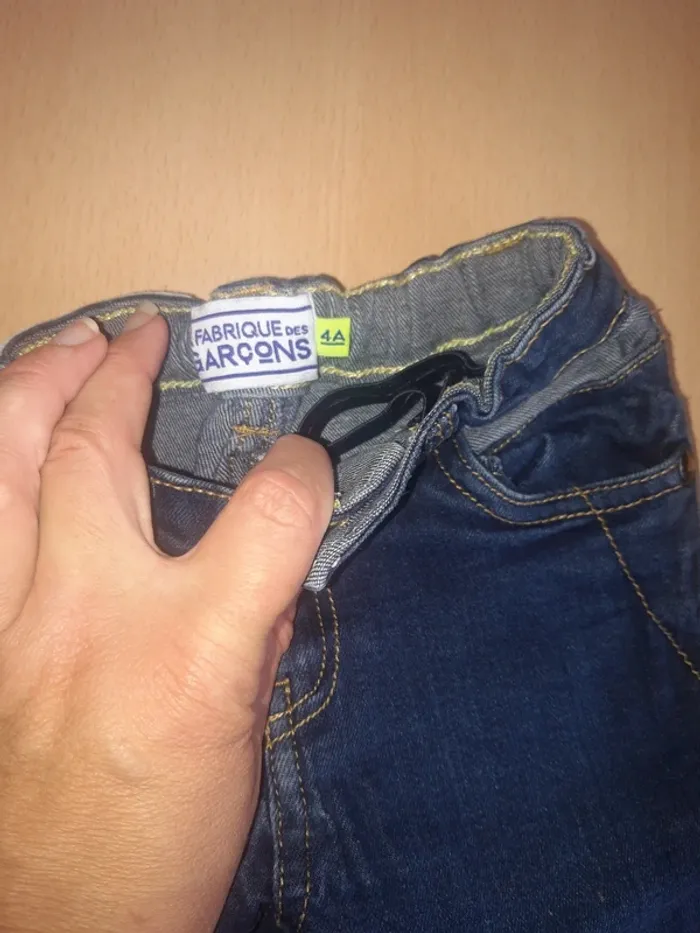 Jeans 4 ans - photo numéro 2