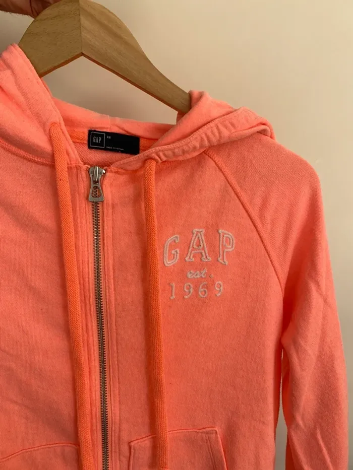 sweat à capuche zippé fluo gap taille Xs - photo numéro 2