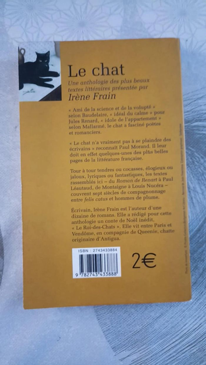 livre de poche Le chat une anthologie des plus beaux textes littéraires présentée par Irène frain - photo numéro 2