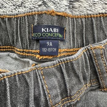 Lot jean taille 9 ans