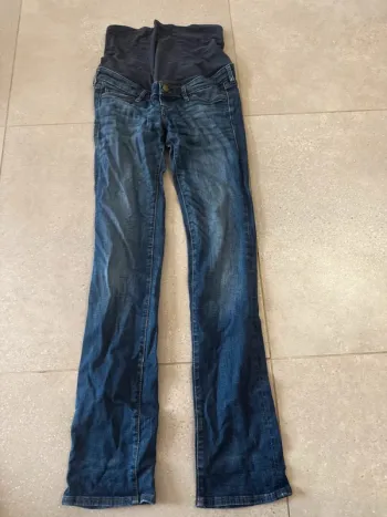 Jean Mama H&M, taille 36 38x100cm