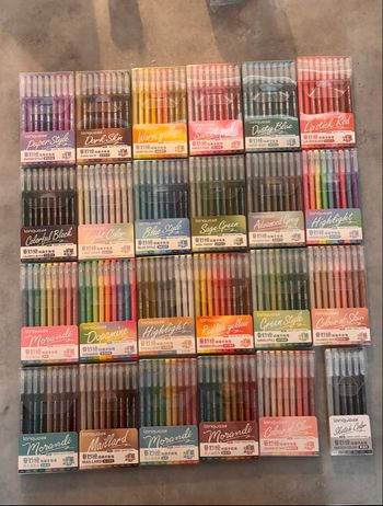 213 stylos gel Languo pour coloriage mystère 
