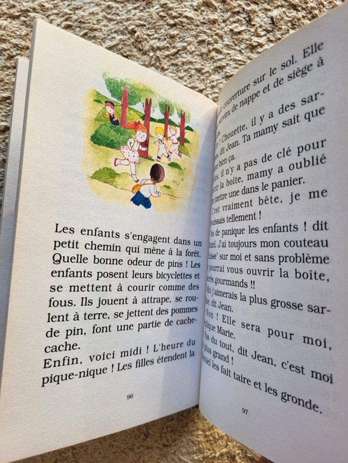 Livre enfant Vintage Vacances à la ferme Ma jolie bibliothèque - photo numéro 7