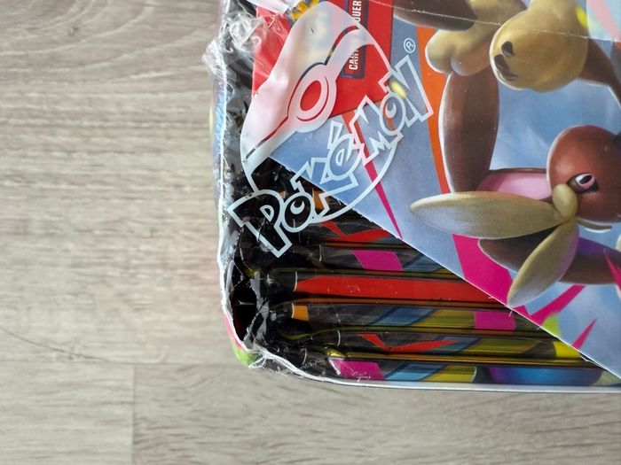 Demie display Pokémon Flammes Fantasmagoriques Me2 Défaut scellage. - photo numéro 3