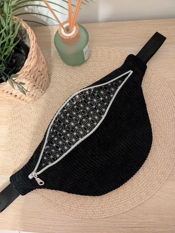 Sac banane femme en velours cotelé noir