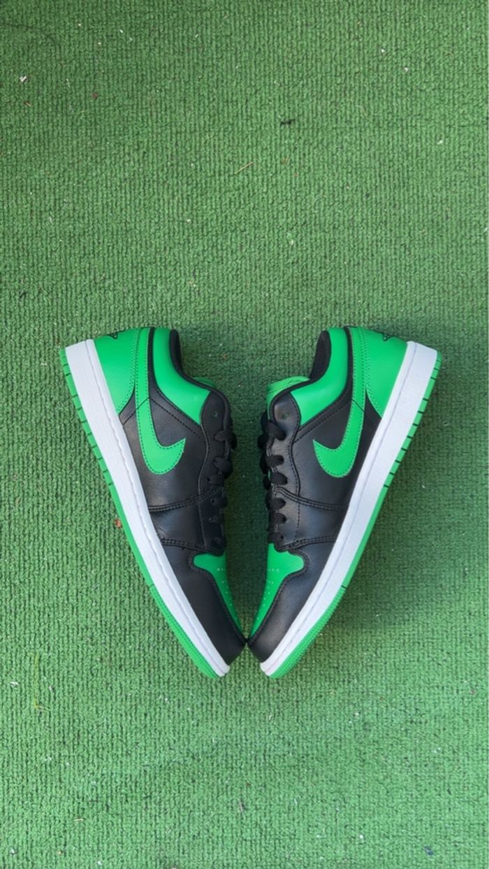 Air Jordan 1 Low Green Toe - Taille 42 - photo numéro 4