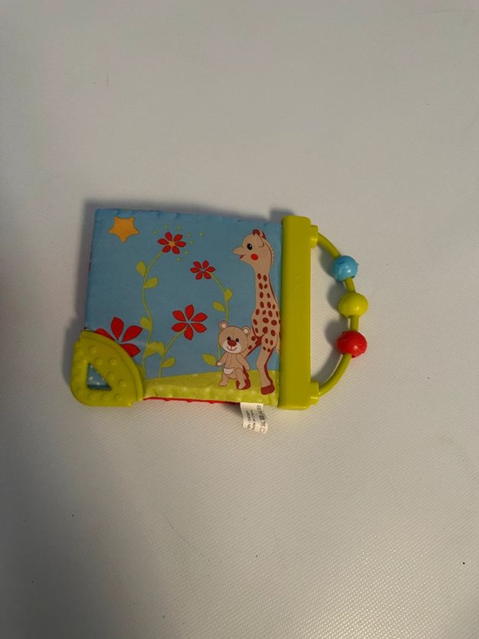 Libre d’éveil Sophie la girafe - photo numéro 2