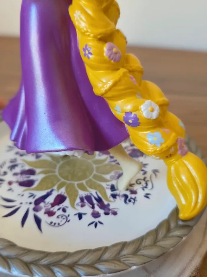 Raiponce figure anniversaire 10 ans disney japon - photo numéro 15