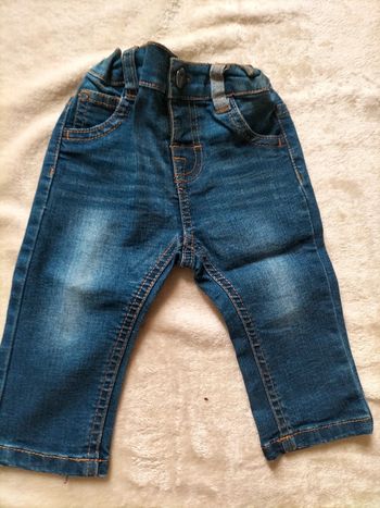 Jeans taille 6 mois