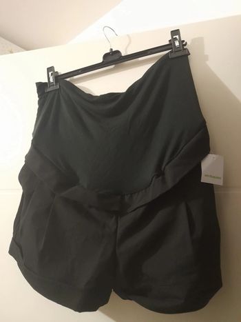 Short avec bandeau de grossesse neuf