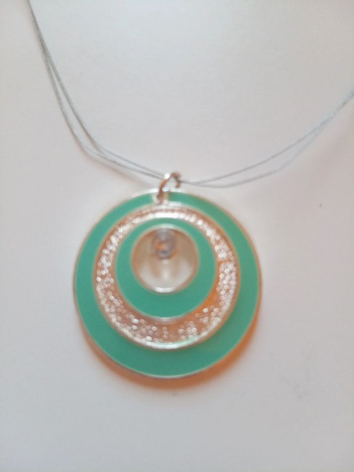 Collier fantaisie avec strass - photo numéro 3