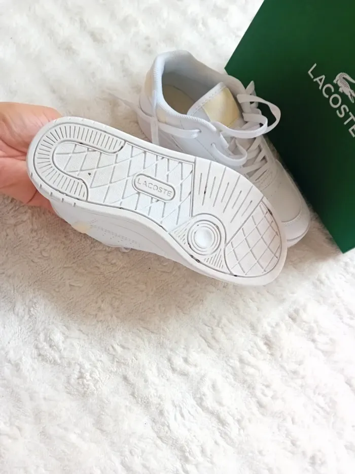Basket t.30 Lacoste 🤍🌼 - photo numéro 7
