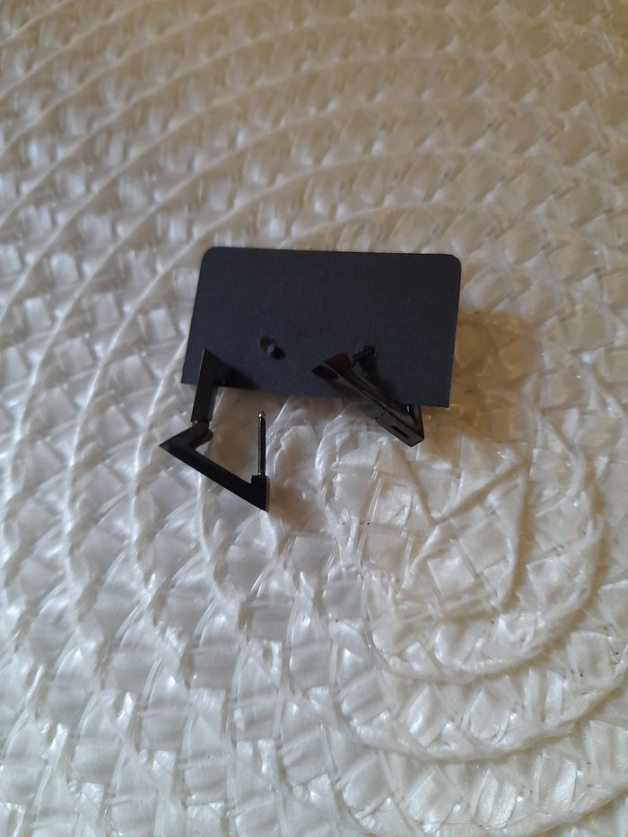 Paire de boucle d oreille triangle - photo numéro 2
