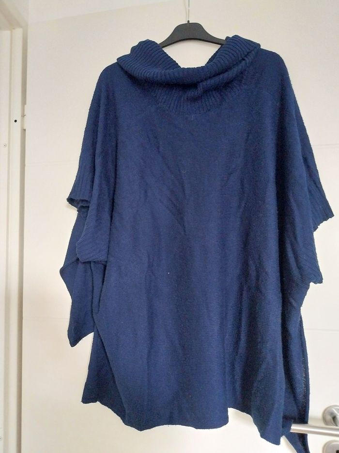 Poncho bleu - photo numéro 3