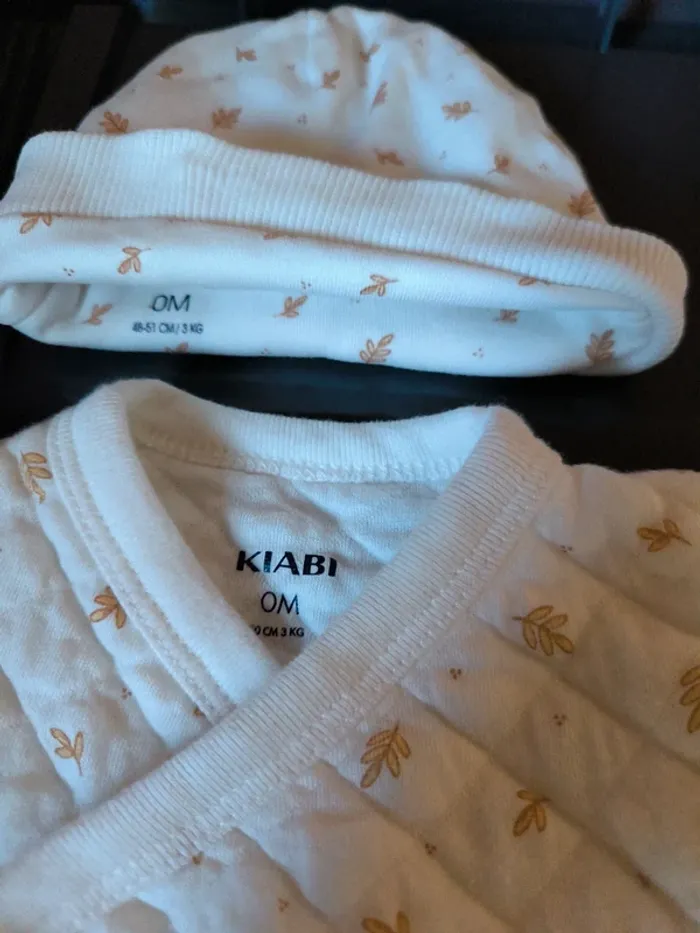 Ensemble/pyjama matelassé 3 pièces 0mois/naissance - photo numéro 3