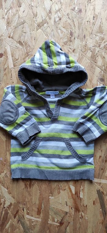 Pull rayé taupe et vert