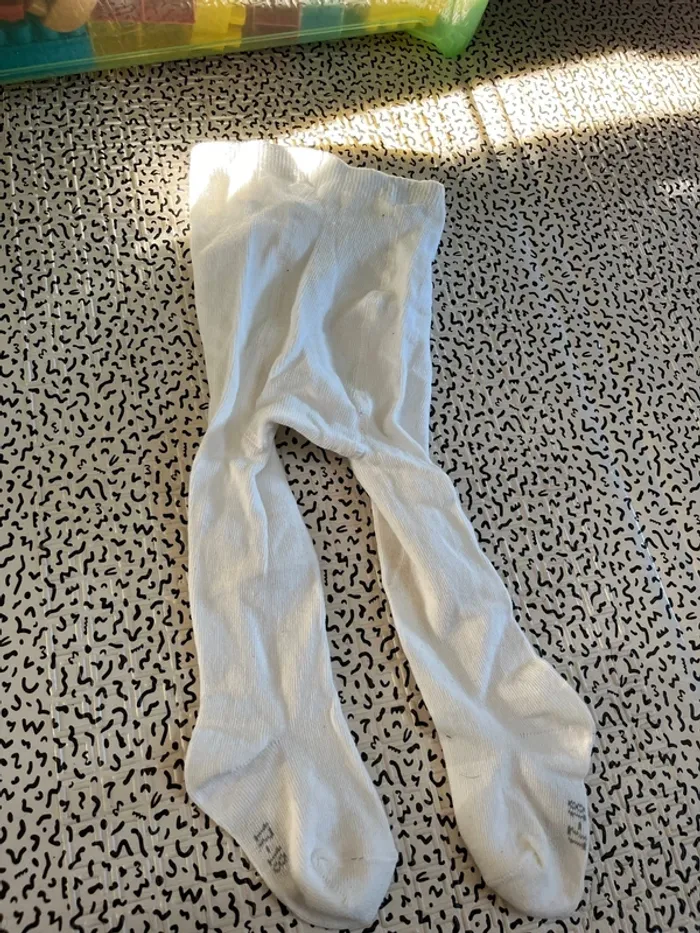 Paire de collants taille 17/18 - photo numéro 2