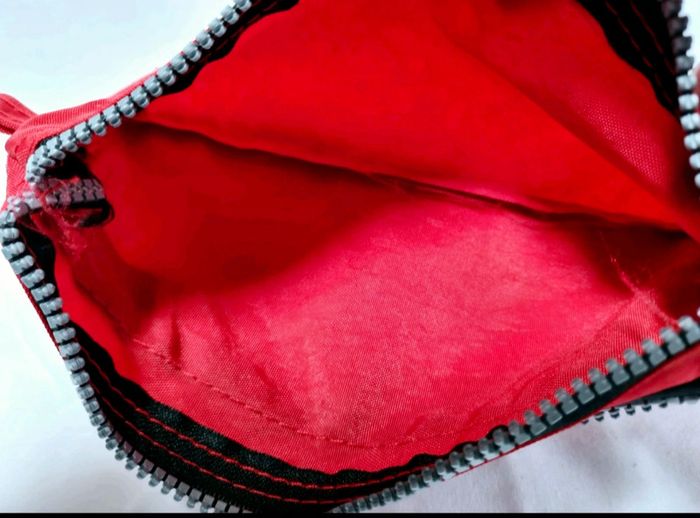 Plumier 2 poches rouge - photo numéro 3