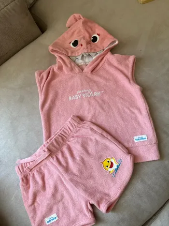 Ensemble Baby Shark rose en éponge - Taille 9/12 mois - 80cm