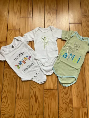 Lot de 3 bodys 3 mois manches courtes mixtes