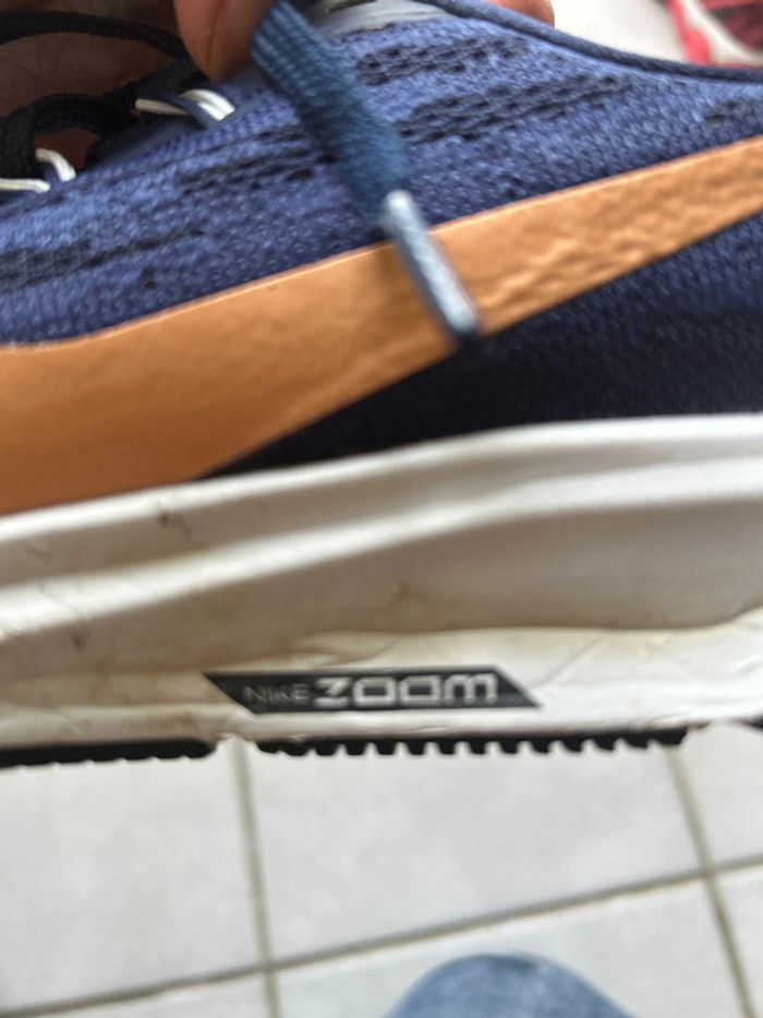 Basket Nike zoom taille 39 - photo numéro 4