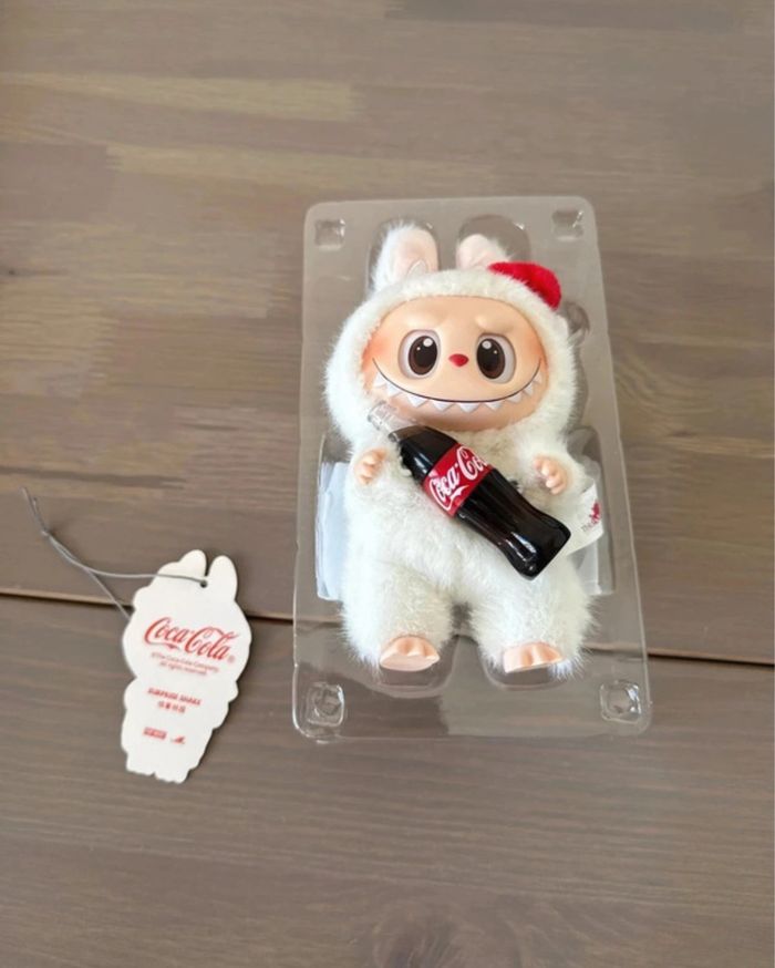 Labubu Coca Cola - photo numéro 2