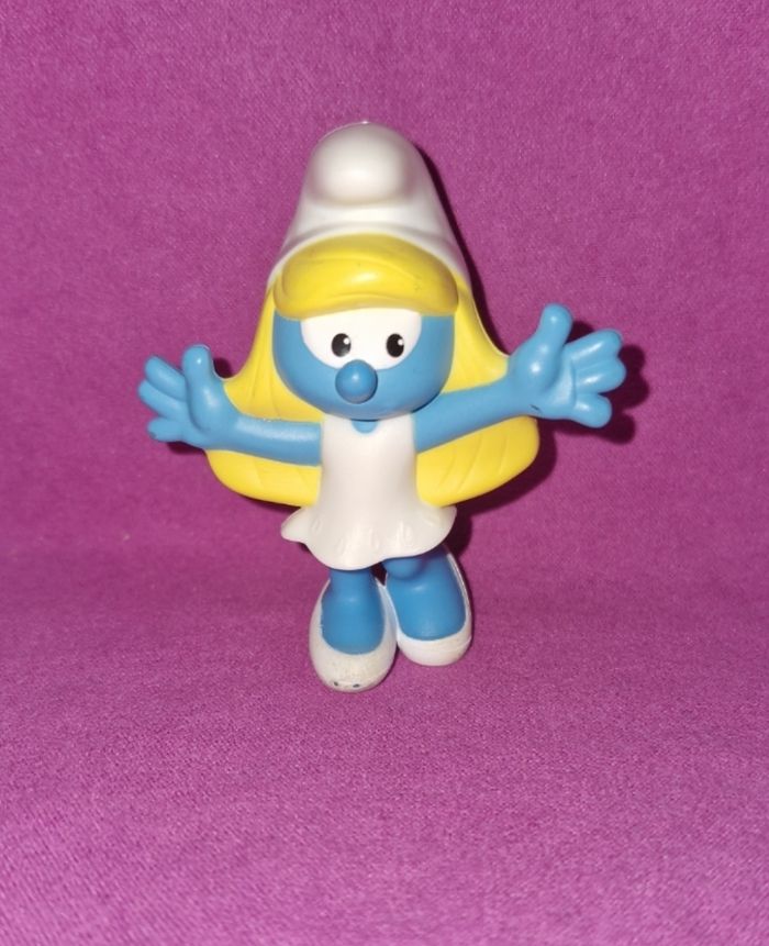 Figurine Schtroumpfette