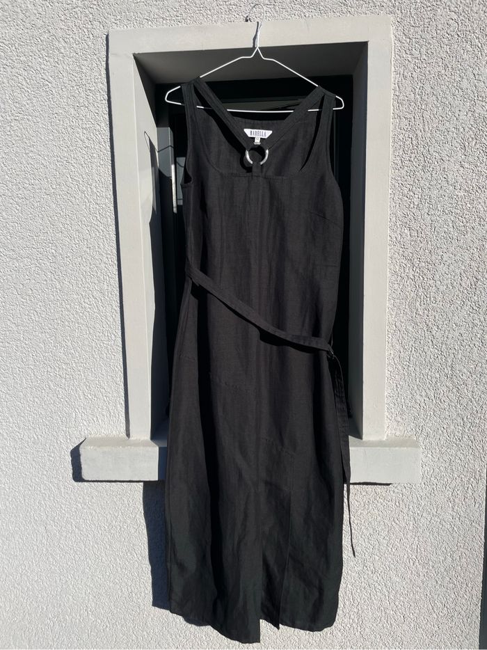 Robe noire Marella