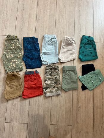 Lot de 11 shorts