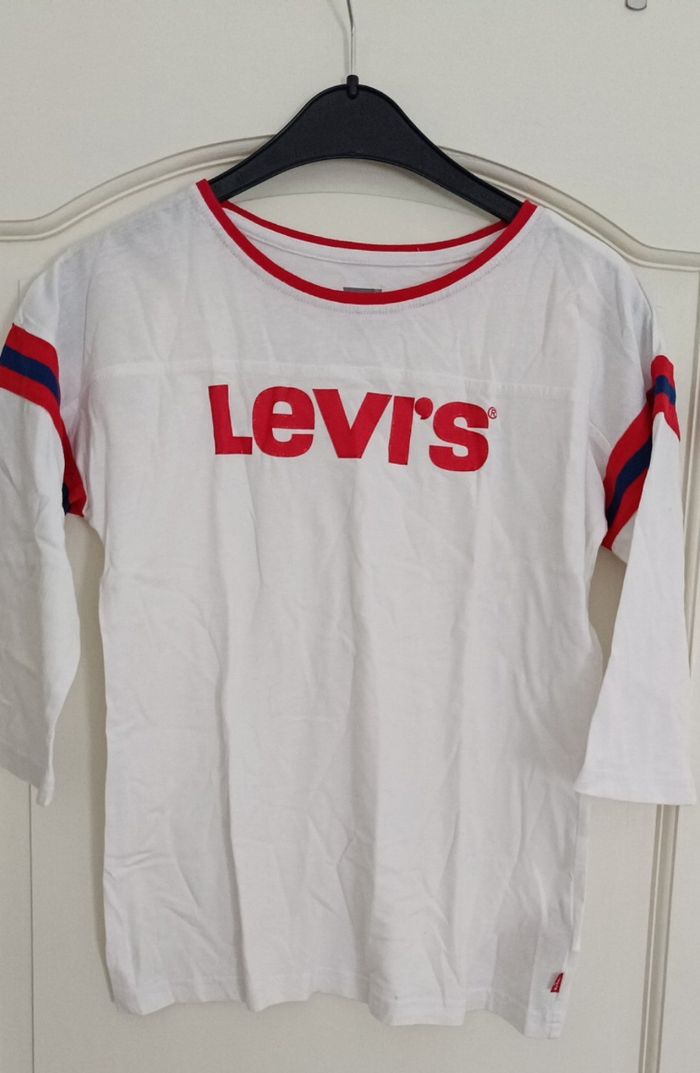 Tishert Levi's taille 14 ans