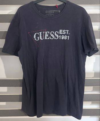 T-shirt Guess