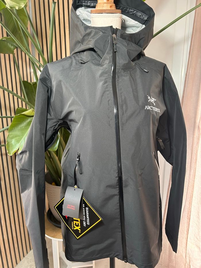 Arc'teryx Beta LT Gore-Tex - photo numéro 2