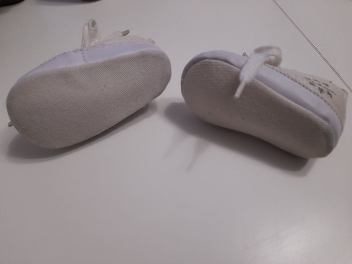 Chaussures bébé 0-3 mois - photo numéro 2