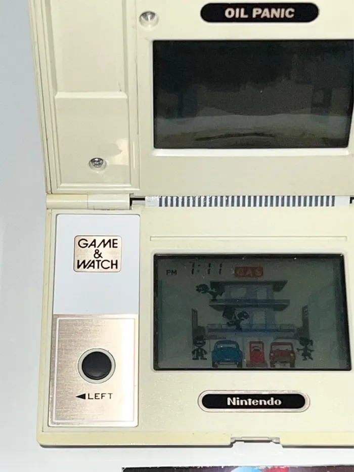 Console Nintendo Game & Watch « Panic Oil » officielle Fonctionnelle Avec Piles - photo numéro 6