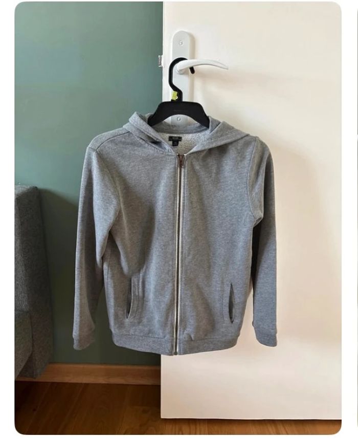 Lot de 5 vestes - pulls en 12 ans - photo numéro 4
