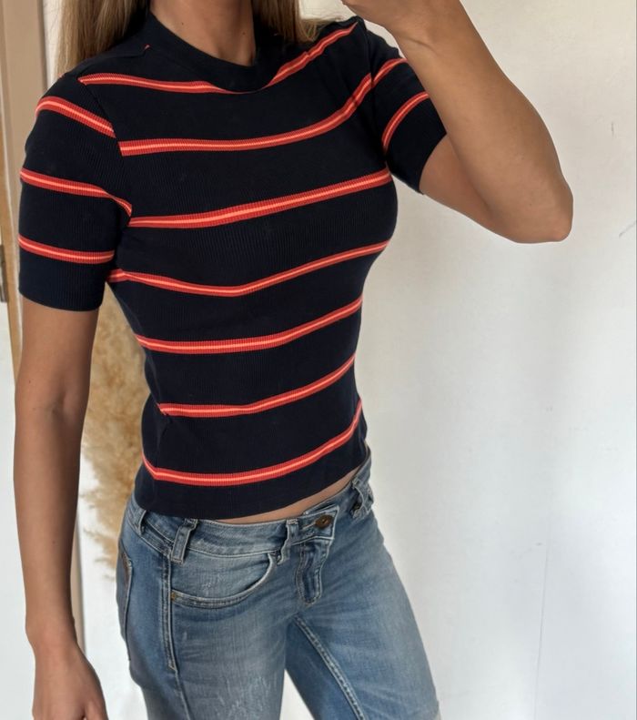 T-shirt S.Oliver taille 14ans en parfait état - photo numéro 3