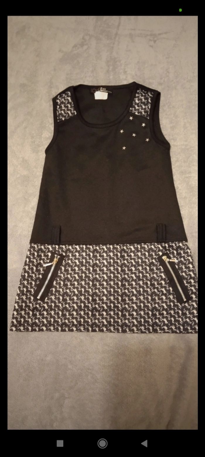 Robe noire taille 6 ans - photo numéro 2