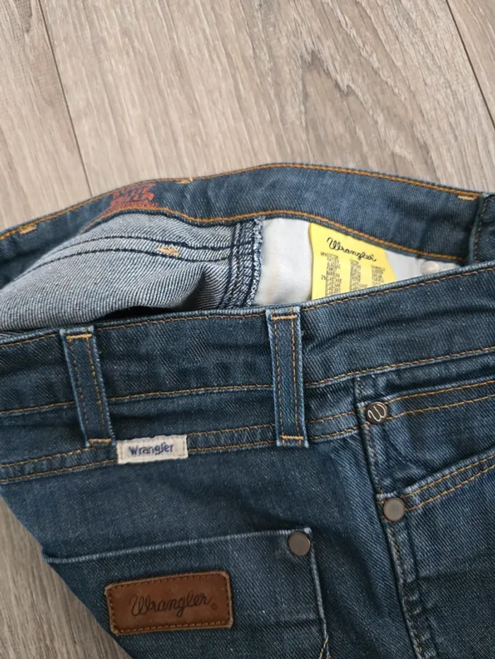 Jeans wrangler - photo numéro 3