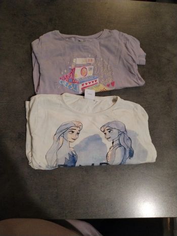 Lot de 2 t-shirts manches longues 4 ans