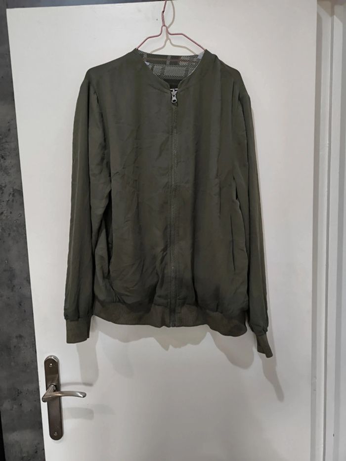 Veste légère réversible taille L (40)