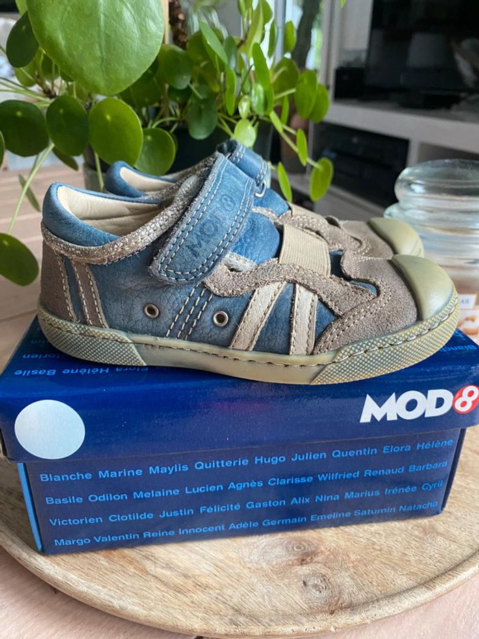 Chaussures Mod8 pointure 25