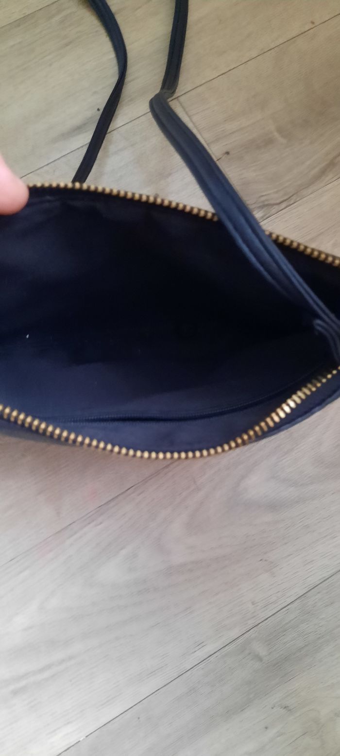 Sac à main bandoulière en cuire noir - photo numéro 4