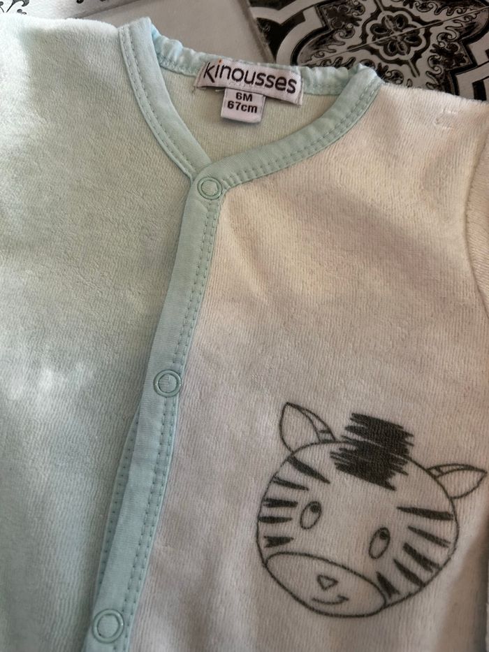 Lot de vêtements bébé garçon 6 mois 8 bodies manches longues et 4 pyjamas velours - photo numéro 4