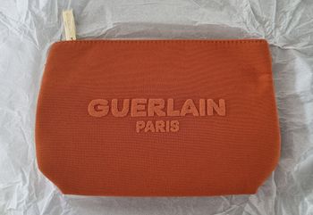 Pochette guerlain neuve