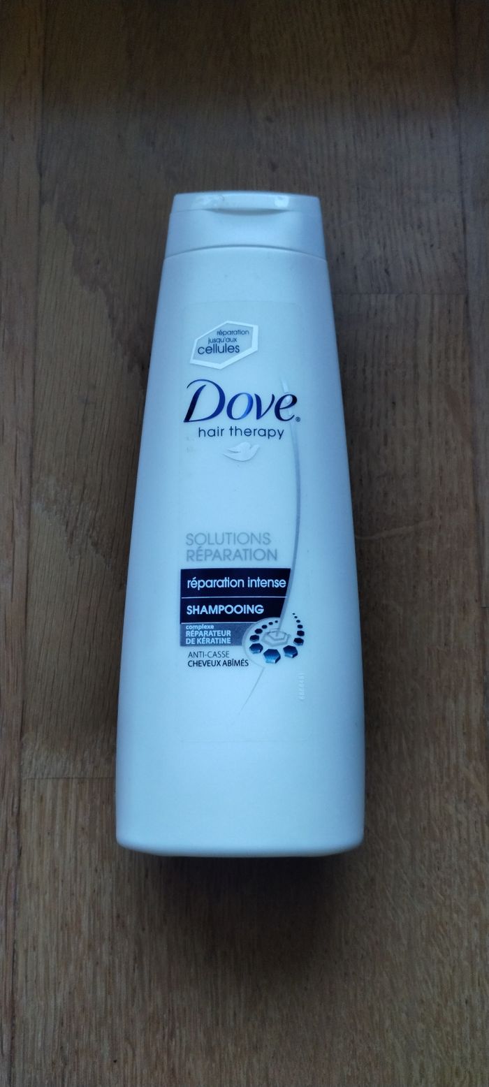 Shampooing dove