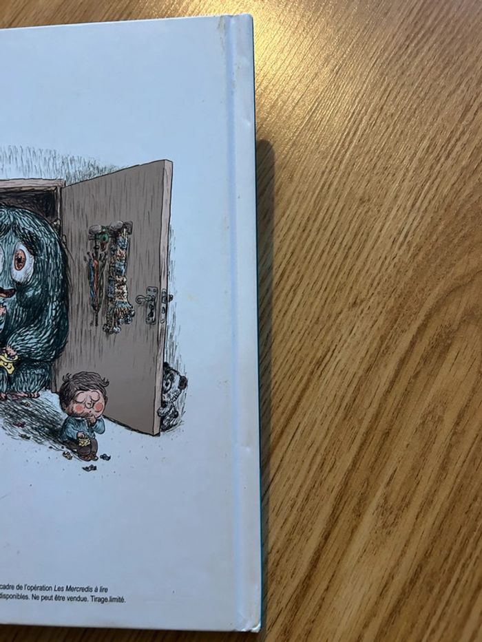 Livre le monstre du placard existe et je vais vous le prouver , mercredi à lire - photo numéro 4